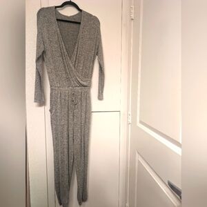 Chic Heather Gray Women's Jumpsuit